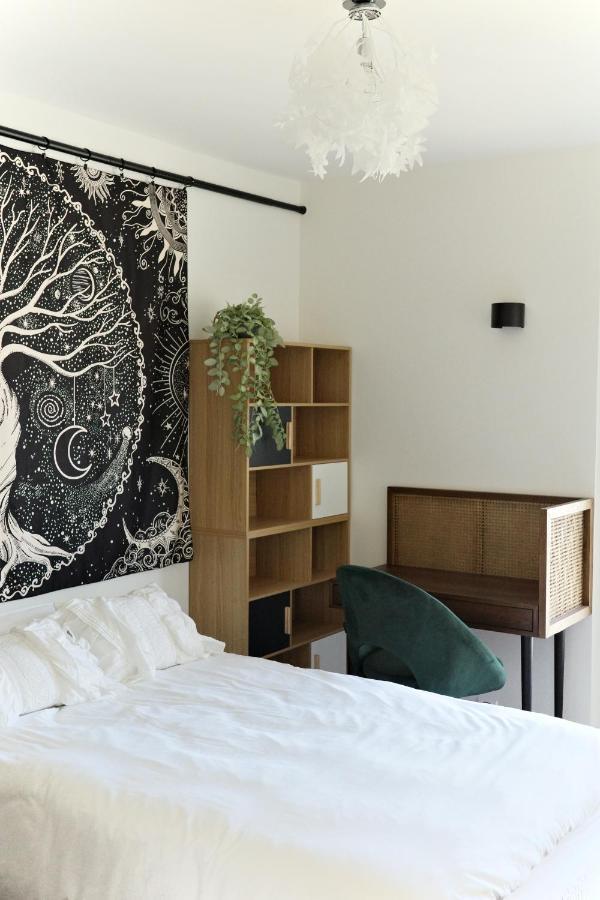 Rose Blossom Apartment In Paris Ванв Екстериор снимка
