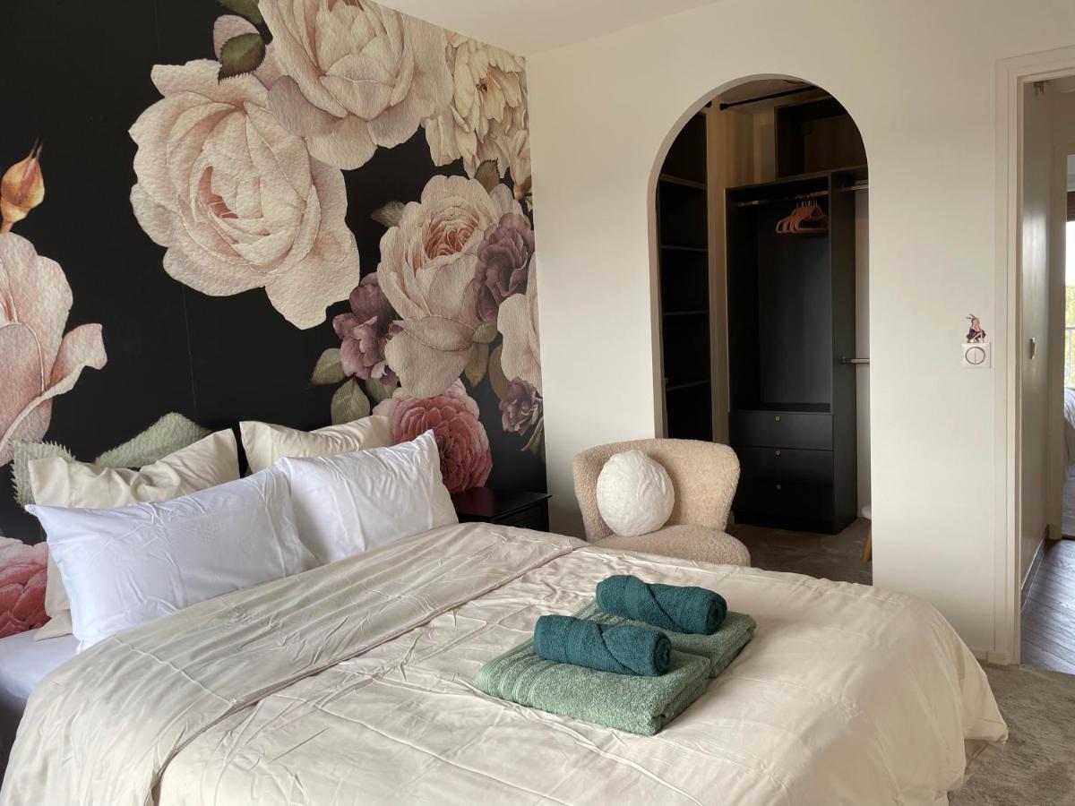 Rose Blossom Apartment In Paris Ванв Екстериор снимка