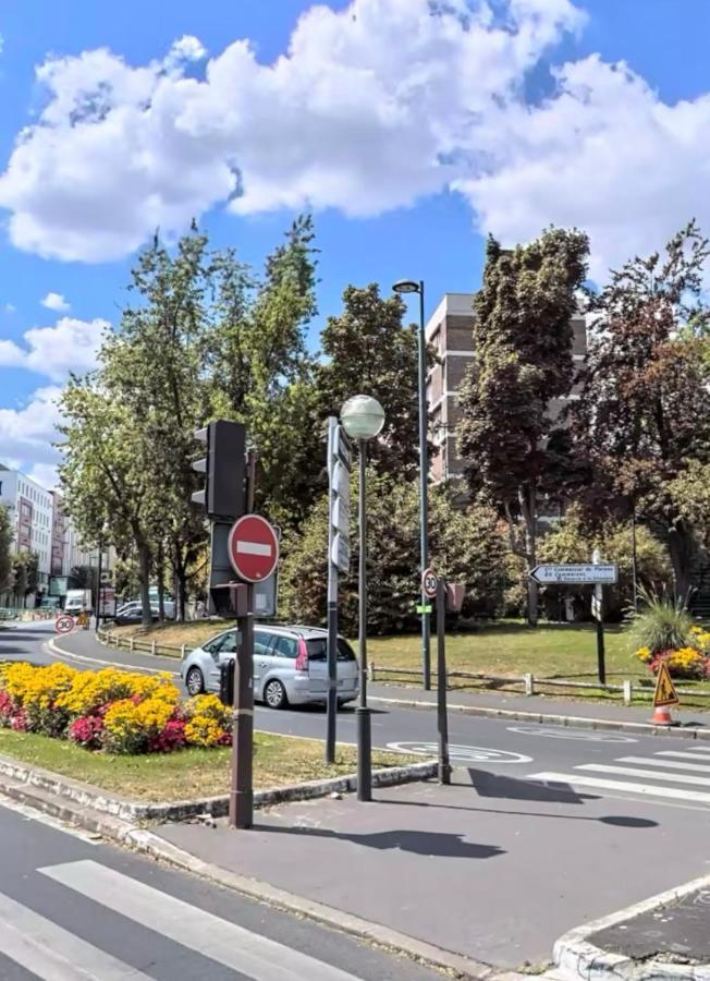 Rose Blossom Apartment In Paris Ванв Екстериор снимка
